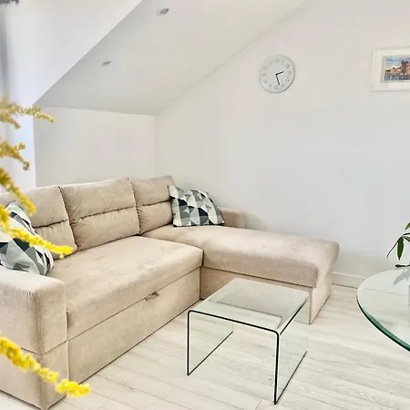 Nad Jarem Balcony And Free Parking Апартаменты *