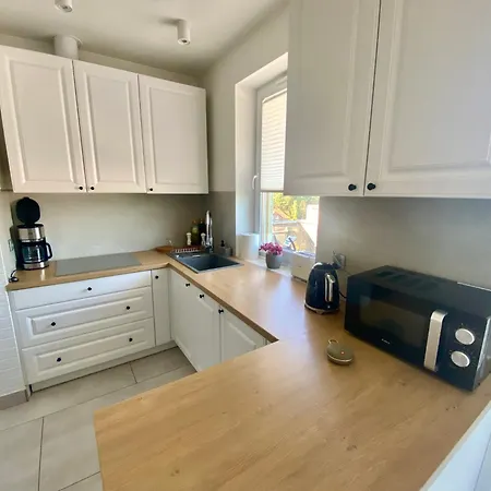 Nad Jarem Balcony Free Parking Piekne Tereny Zielone I Stawy Apartman