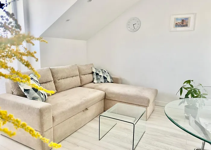 Nad Jarem Balcony Free Parking Piekne Tereny Zielone I Stawy Apartmán *