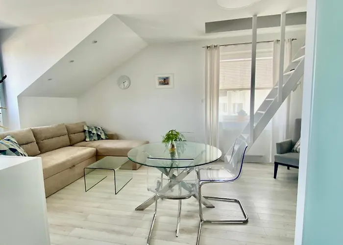 Апартаменты Nad Jarem Balcony Free Parking Piekne Tereny Zielone I Stawy *