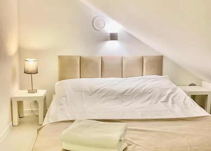 Nad Jarem Balcony Free Parking Piekne Tereny Zielone I Stawy